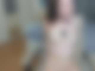 Live cam show with IsauraBrassil - Flashing on Milfs Live