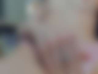 Live cam show with IsauraBrassil - Blue Eyes on Fit Hotties