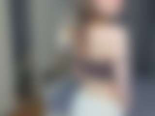 IsauraBrassils Live-Sex-Cam-Show