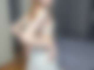 Live cam show with IsauraBrassil - Blonde Hair on camtv
