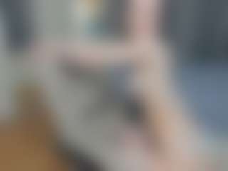 Live cam show with IsauraBrassil - Bikini on Dolls Live