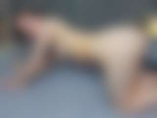 Live cam show with IsauraBrassil - Blonde Hair Big Tits on Soda Cam