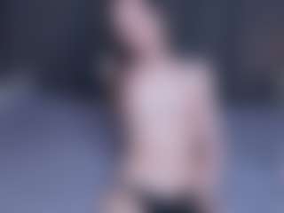 Live cam show with IsauraBrassil - Teen (18+) on MyBangCams