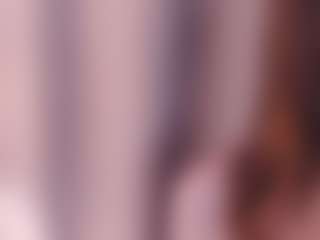 Live cam show with IsauraBrassil - Petite on Camsoda