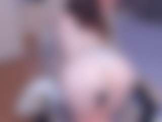 IsauraBrassil's Live Sex Cam Show