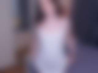 IsauraBrassil's Live Sex Cam Show
