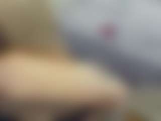 Live cam show with IsauraBrassil - Petite on Camsoda