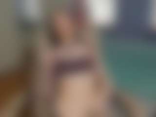 Live cam show with IsauraBrassil - Ass Bouncing on Gym Cam Girls