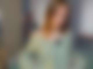 Live cam show with IsauraBrassil - Squirt Blonde Hair on Soda Cam