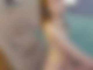 Live cam show with IsauraBrassil - Lush Blonde Hair on SpankPalCams