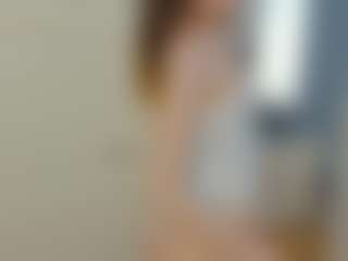 IsauraBrassil's Live Sex Cam Show