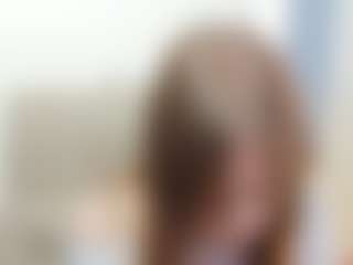 Live cam show with IsauraBrassil - Skinny on live18s.com