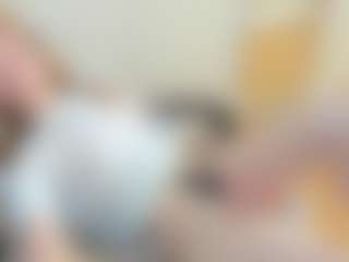 Live cam show with IsauraBrassil - Dirty Talk on SmokeAndPoke