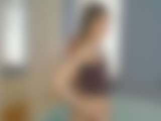 IsauraBrassil's Live Sex Cam Show