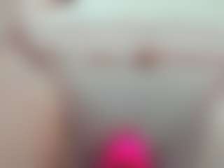 IsauraBrassil's Live Sex Cam Show