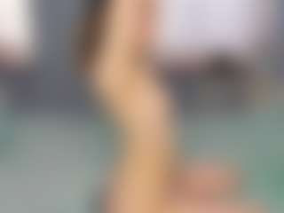 IsauraBrassil's Live Sex Cam Show