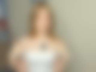 Live cam show with IsauraBrassil - Deepthroat on madthumbs