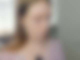 Live cam show with IsauraBrassil - Blue Eyes on Gym Cam Girls