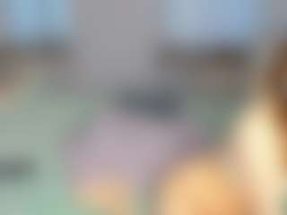 Live cam show with IsauraBrassil - Blonde Hair Shaved Pussy on Fling VIP Chat