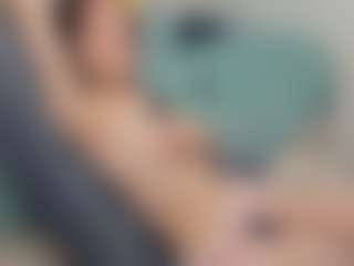 IsauraBrassil's Live Sex Cam Show