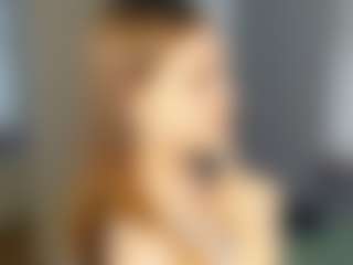 Live cam show with IsauraBrassil - Bikini on WildCum