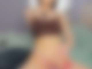 IsauraBrassil's Live Sex Cam Show