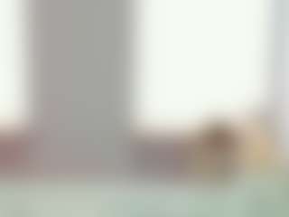 Live cam show with IsauraBrassil - Petite on Camiplay Live