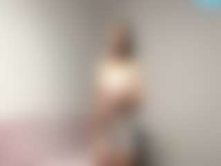 Live cam show with KaelithDrake - Teen (18+) on AdultVida.com