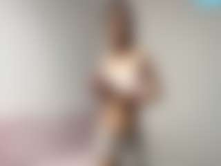 Live cam show with KaelithDrake - Ass Clapping on AdultVida.com