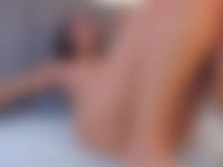 Live cam show with lakshmi77 - Oil on Nude Live Now