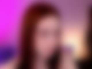 Live cam show with LilitMuse - Moaning on Milfs Live