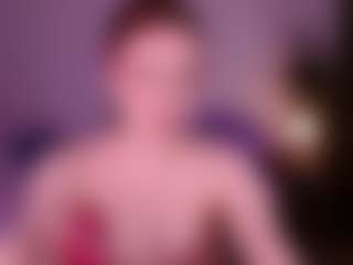 Live cam show with Lilit - Fullynaked on AdultVida.com