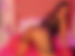 Lola-26's Live Sex Cam Show
