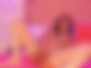 Lola-26's Live Sex Cam Show