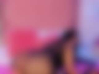 Live cam show with Lola-26 - Upskirt on Free Soda