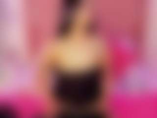 Live cam show with Lola-26 - Upskirt on Camsoda