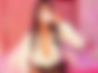 Live cam show with Lola-26 - Upskirt on AdultVida.com