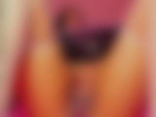 Live cam show with Lola-26 - Upskirt on CamwithHer