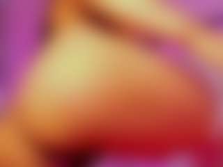 Live cam show with Lola-26 - Ass Bouncing on Camming Site