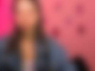 Live cam show with lyra-desire - Natural on AdultVida.com