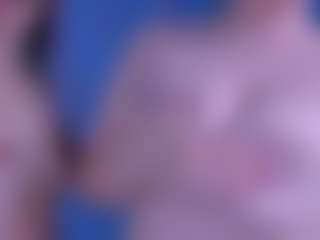 Live cam show with lyra-desire - Striptease on fapnchat