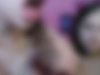 Live cam show with lyra-desire - Full Nudity on friskycurves.com