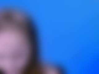 Live cam show with lyra-desire - Striptease on CamwithHer