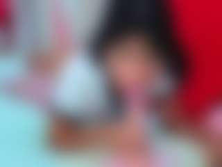 Live cam show with malia-fooxx - Thin on SpankPalCams