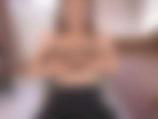 Live cam show with MerrileeDagis - Ass Bouncing on xxxlivecams.org