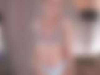 Live cam show with MerrileeDagis - Brown Hair on slutload