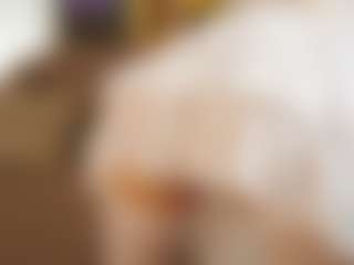 Эротическая трансляция с MerrileeDagis — Brown Hair на Camsoda