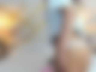 Live cam show with MichelLebronX - Ebony on Sweet Sext | colombia