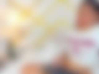 Live cam show with MichelLebronX - Small Tits on iamadamtest123.com