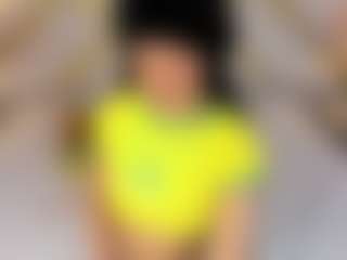 Live cam show with MichelLebronX - Ebony Petite on CSO-WL